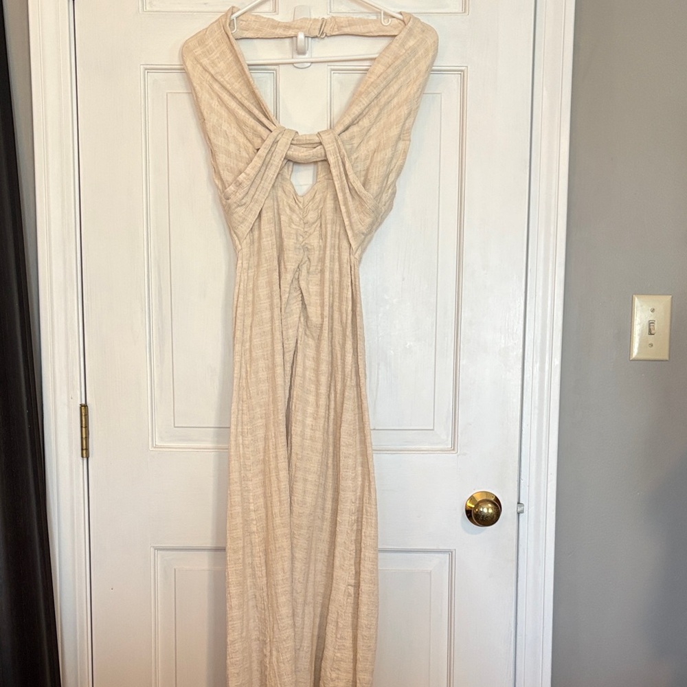 Free people nya medium Textured Cream Halter Dress in excellent condition